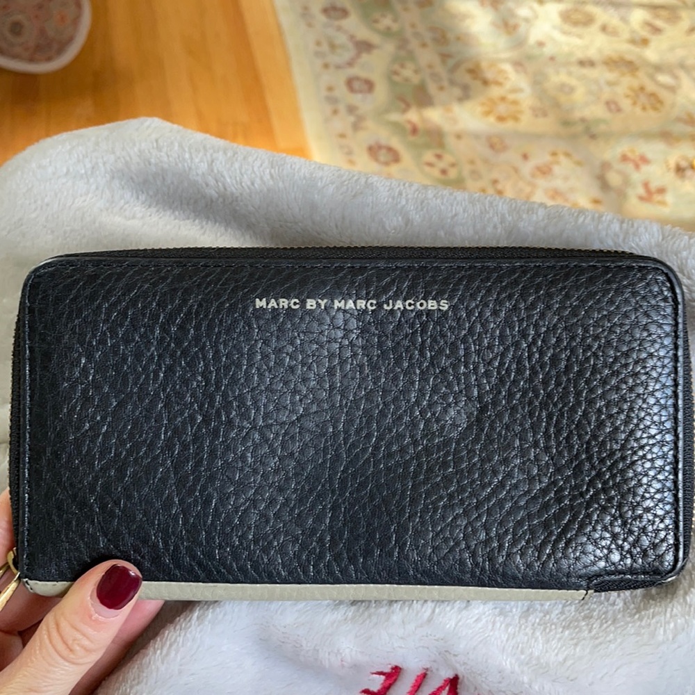 Marc by Marc Jacobs Two-Toned Wallet with Zipper